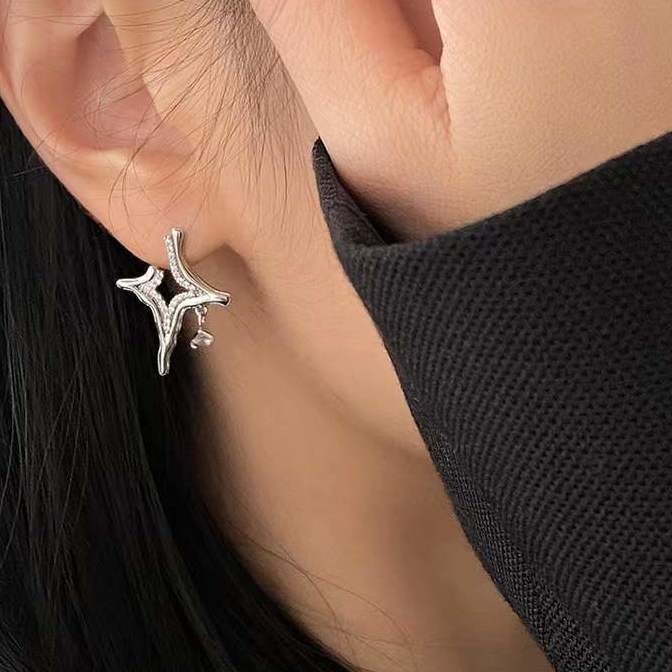 Boucles d'oreilles Asterism en strass